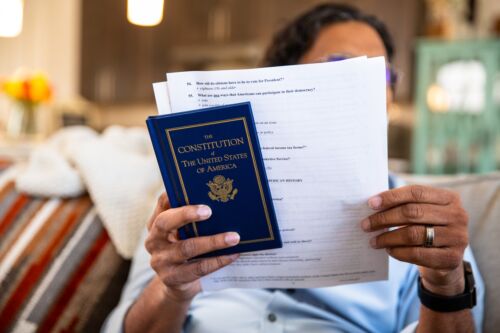 Immigrant studying for US Citizenship at home